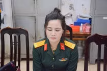 Người phụ nữ giả danh đại tá quân đội để khoe mẽ