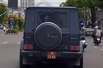 Tài xế lái xe tiền tỷ mang biển đỏ giả là ai?