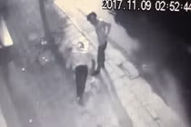 Camera ghi hình thanh niên đột nhập phá hoại tài sản 