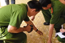 Nghi án mẹ ruột sát hại con trai 19 tuổi ở Hà Nội