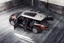 MINI triệu hồi dòng xe 5 cửa Clubman "đầy mờ ám"