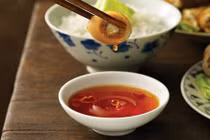 Thói quen sử dụng nước mắm đang gây hại cho cả nhà 