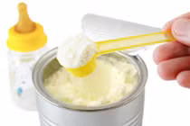 Cách kiểm tra chất lượng sữa bột cho bé