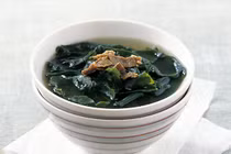 Gợi ý 6 món canh chay cho mâm cỗ cúng ông Táo
