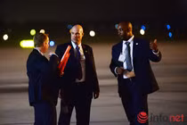 Cận cảnh các mật vụ bảo vệ Tổng thống Obama tại Việt Nam