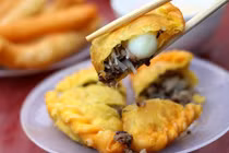 Top món ăn vặt mùa đông dưới 10.000đ ở Hà Nội