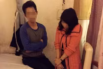 Nhân viên massage bán dâm tại chỗ cho ông lão 70 tuổi