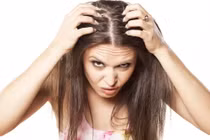 Cách dùng gừng trị gàu, rụng tóc hiệu quả hơn thuốc