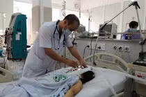 Liên tiếp bệnh nhân ngộ độc rượu tháng 3/2017