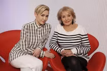 Miley Cyrus sợ ở một mình