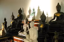 Thờ Phật Thích Ca