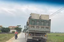 Quảng Bình: Xe Howo của Cty Tiên Phong xem thường tính mạng người dân?