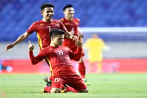 Tuyển Việt Nam sẽ thi đấu vào ngày mùng 1 Tết
