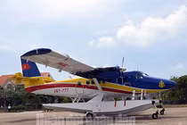 Thủy phi cơ DHC-6 lần đầu hạ cánh xuống sân bay Trường Sa
