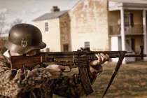 Hé mở gốc gác súng trường tiến công AK-47, M16