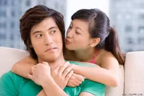 Cách làm hòa khi vợ chồng giận nhau trăm trận trăm thắng