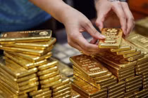 Giá vàng hôm nay 15/8: Đà tăng quay trở lại