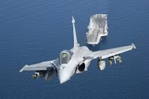 Ấn Độ nhận Rafale “tam giác”, láng giềng lo sốt vó