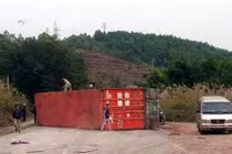 Tai nạn chết 6 người ở Quảng Ninh: Lái xe đầu thú