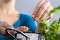 Cách nêm gia vị đúng nhất để đảm bảo sức khỏe