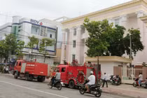 Cả trăm công an chữa cháy Kho bạc nhà nước