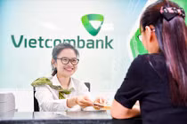 Ngân hàng dồn ập báo lãi vượt kế hoạch nửa đầu năm: “Ông lớn” nào dẫn đầu?