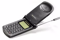 Nhìn lại 7 điện thoại Motorola huyền thoại một thời