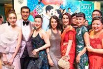 Cuộc sống sang chảnh khó tin của nhà giàu châu Á trong “Crazy Rich Asians“