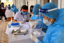 Dịch COVID-19 phức tạp, các địa phương cảnh giác với Omicron