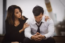 Khổ sở vì nợ tiền, chồng thủ thỉ một chuyện khiến nhà ngoại “nóng mặt” 