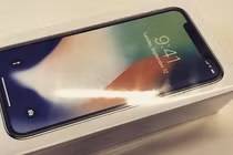 Xuất hiện hình ảnh iPhone X đập hộp trước ngày lên kệ
