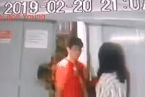 Đi chơi khuya về nữ sinh bị trai lạ cưỡng hôn, sàm sỡ