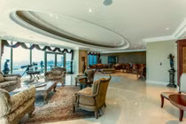 Có gì trong penthouse 400 tỷ tích hợp dịch vụ xe sang, trực thăng?