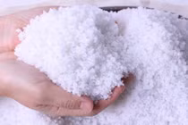 Lấy bát muối để đúng vị trí này tiền vào như nước