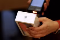 Giá iPhone X giảm chạm đáy tại Việt Nam: Vì đâu nên nỗi?