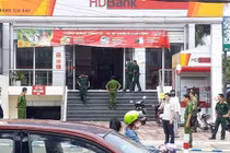 Đang truy bắt hung thủ cướp ngân hàng HDBank ở Đồng Nai