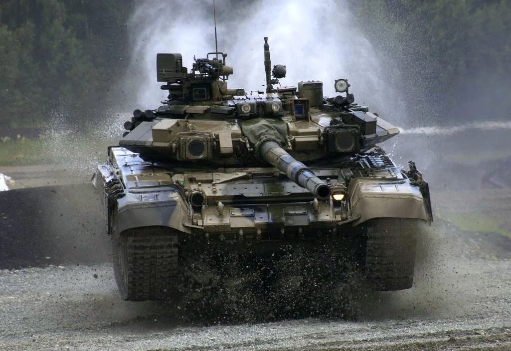 Gia phả họ hàng dòng xe tăng T-90 Việt Nam mua