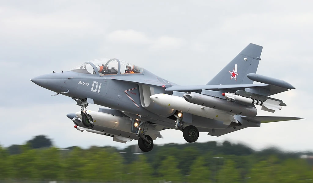 Nóng hổi: Việt Nam quyết định mua máy bay Yak-130