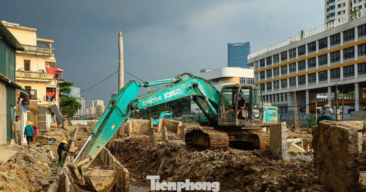 Đường nối Phạm Hùng - Lê Đức Thọ thi công trở lại sau 9 năm