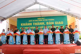 Sau 2 tháng khẩn trương thi công, công trình đường từ Cửa khẩu Đắk Peur vào Chốt dân quân xã Thuận An đã chính thức hoàn thành và đưa vào khai thác sử dụng.