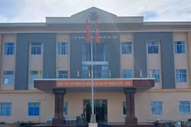 Xã Nhị Long.