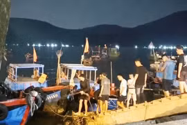 5 đối tượng tụ tập la hét, chửi bới để đòi nợ bị bắt khi trên đường lẩn trốn 