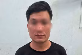 Tạm giữ thanh niên hành hung cụ bà tại quán ăn 