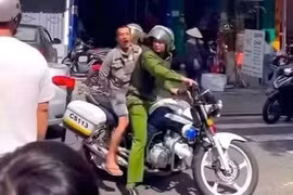 Đối tượng cầm dao gây náo loạn trường học ở Gia Lai có dấu hiệu tâm thần