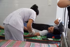 39 người ở Gia Lai nhập viện nghi ngộ độc sau khi ăn bánh mì