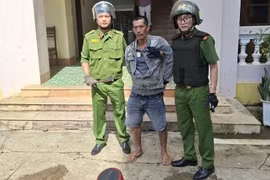 Vụ phụ huynh ở Gia Lai gây náo loạn trường học: Ban giám hiệu báo cáo gì? 