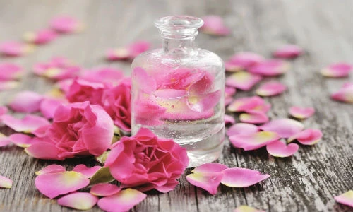 Tự chế nước hoa thơm ngất ngây từ những loài hoa đẹp