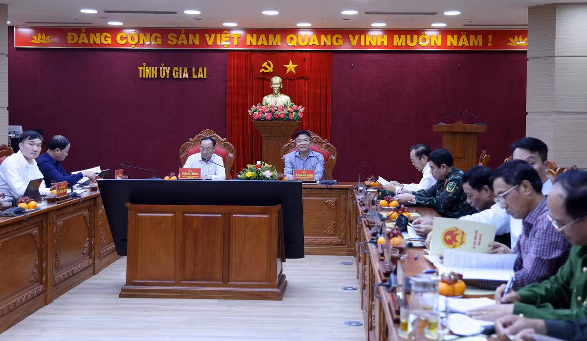 lam-viec.jpg