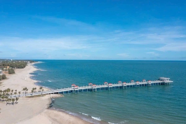 Bãi biển hoang sơ gần Sài Gòn dành cho hội thích "chill"