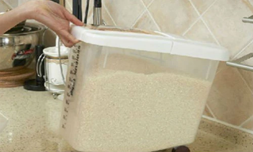 Đặt thùng gạo đúng phong thủy để sống sướng như đại gia